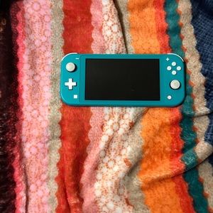 Turquoise Nintendo switch light